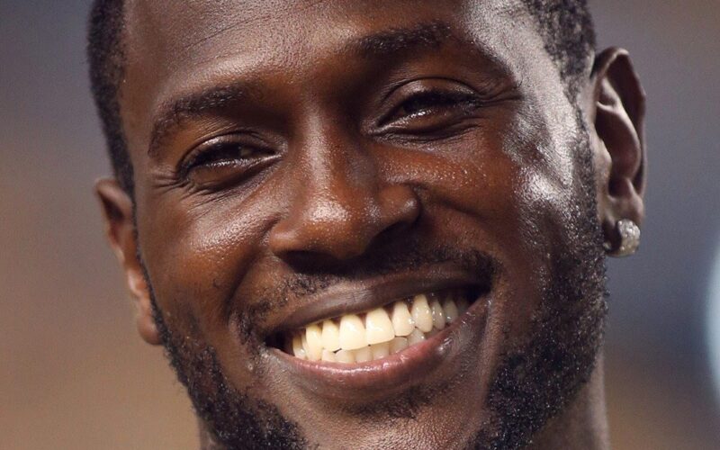 Antonio Brown Career, Net Worth, Kids, Girlfriend